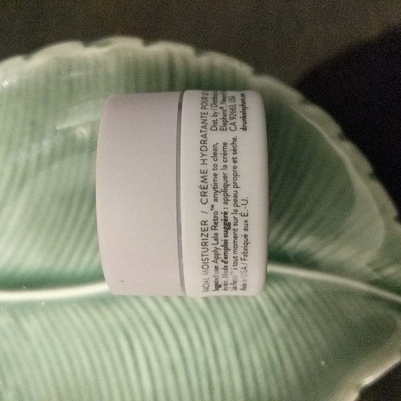 Facial Moisturizer - Picture 3 of 3